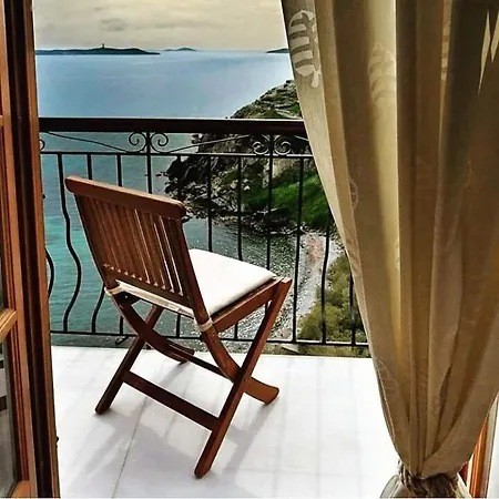 Arion Syros 4*
