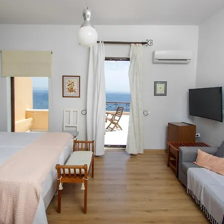 Arion Syros Pensionat