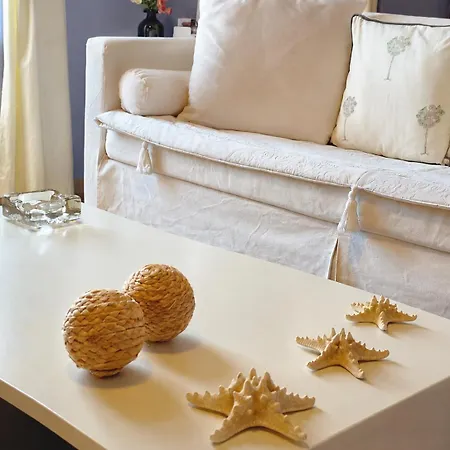 Arion Syros Luxury Rooms&suites