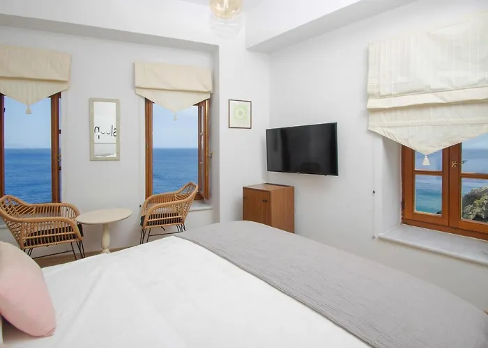 Arion Luxury And 4* Ermoupoli