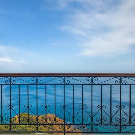 Pensionat Arion Syros Luxury And