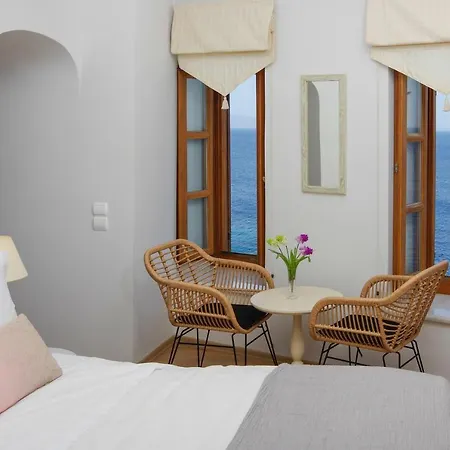 Πανσιόν Ξενοδοχείο Αρίων 4*