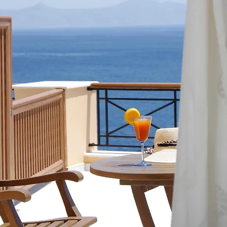 Arion Syros Guest house
