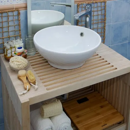 Arion Syros Guest house
