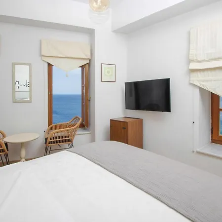 Ξενοδοχείο Αρίων 4* Ερμούπολη