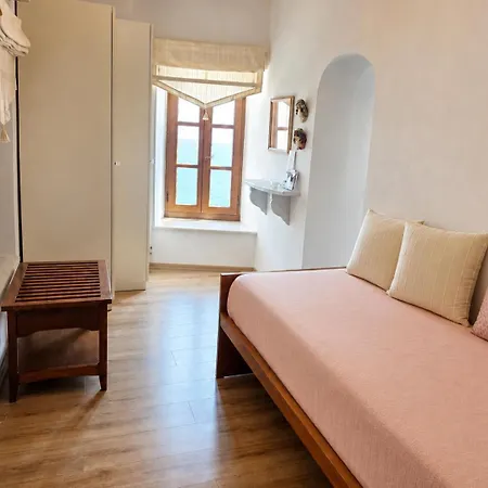 Pensionat Arion Syros Luxury And Ermoupoli